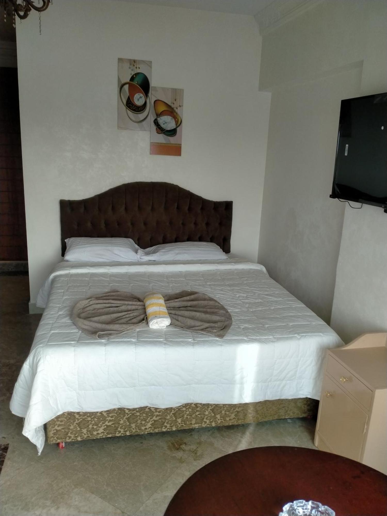 Jasmine Nile Sky Hotel ไคโร ภายนอก รูปภาพ